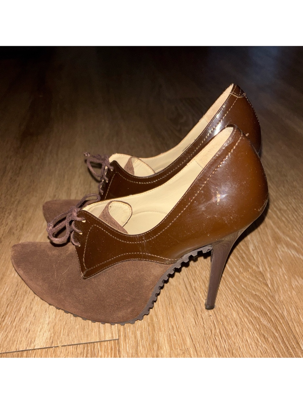 Velika Two-Tone Brown Leather Suede Lace Up Lug Sole Platform Pump Heels 7 D6